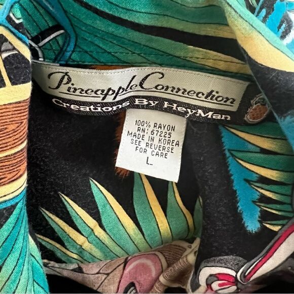 Pineapple Connections by Hey Man Woody Print Hawaiian Shirt size L - Picture 3 of 11